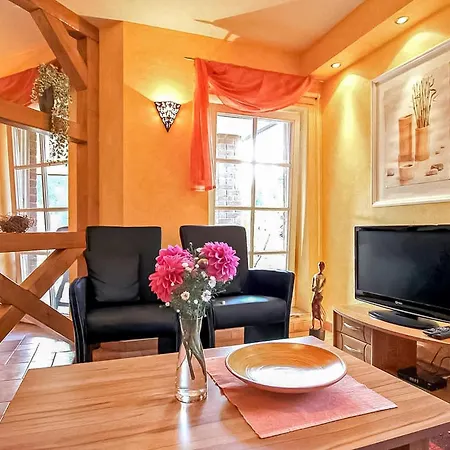 Ferienwohnung Neustrelitz Διαμέρισμα *